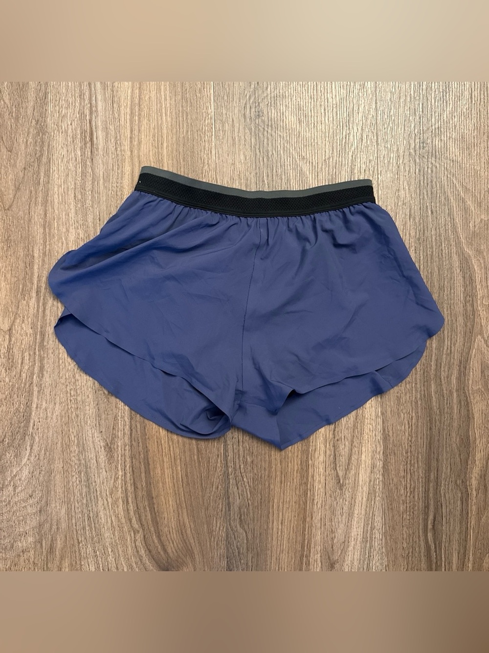 Rabbit running blue & black lined running short
medium